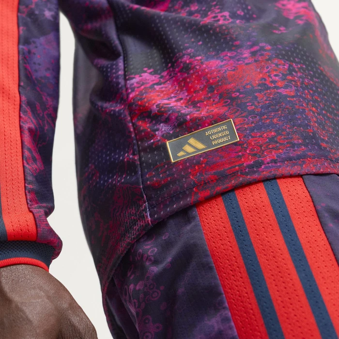 adidas FC Bayern München Authentic 2026/2027 Ausweichtrikot langarm (Herren)