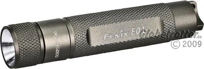 Fenix E01 grau olive Taschenlampe