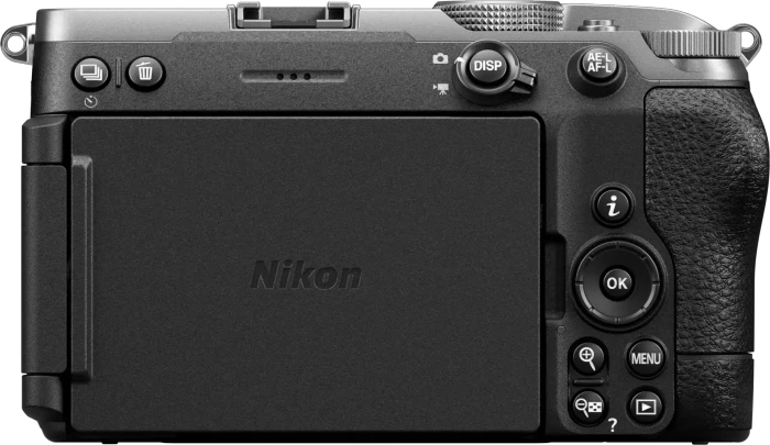 Nikon Z 5IIC silber mit Objektiv Z 24-50mm 4.0-6.3