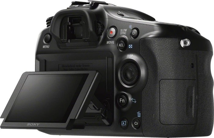 Sony Alpha 68 mit Objektiv 18-55mm 3.5-5.6 DT SAMII