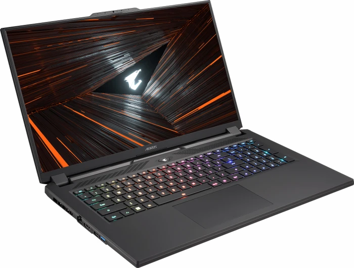 GIGABYTE AORUS 17X, Core i9-12900HX, 32GB RAM, 1TB SSD, GeForce RTX 3070 Ti, DE