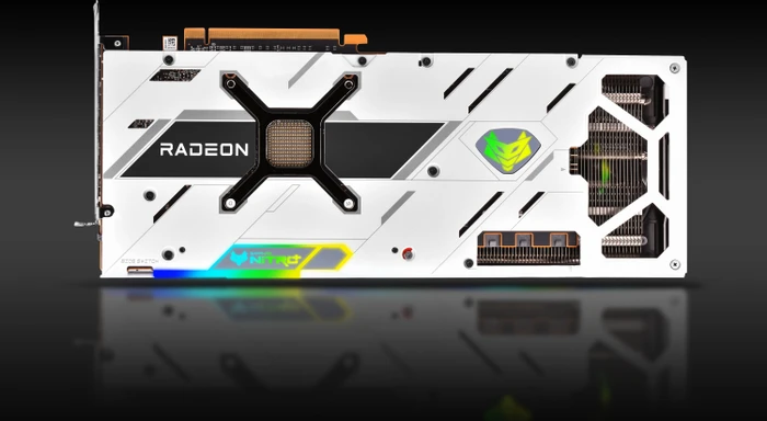 Sapphire Nitro+ Radeon RX 6950 XT Pure, 16GB GDDR6, HDMI, 3x DP, lite retail