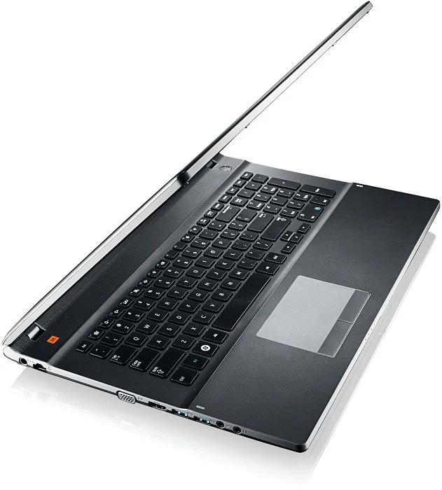 Samsung 550P7C, Core i5-3210M, 8GB RAM, 1TB HDD, GeForce GT 650M, DE