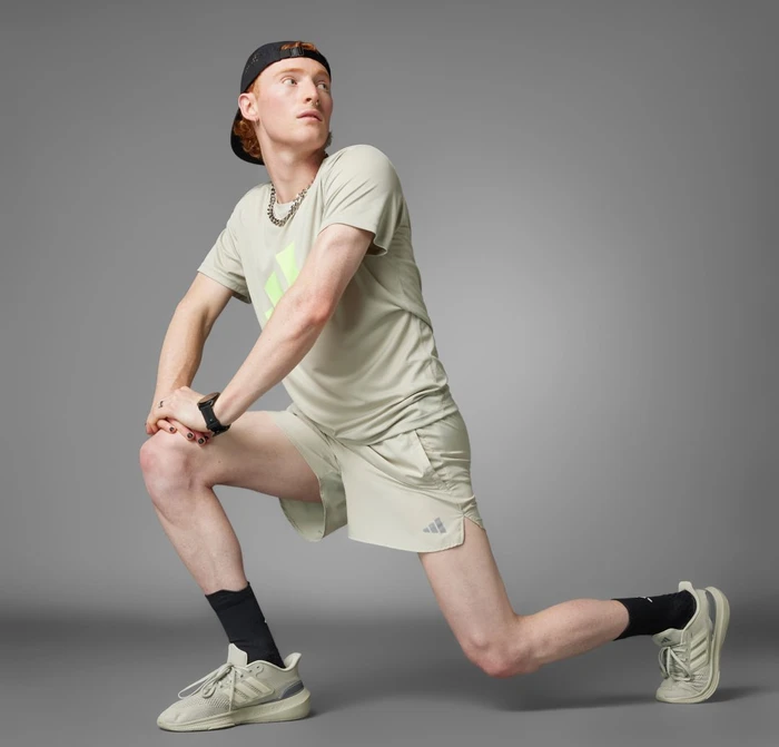 adidas Run It Laufhose kurz putty grey (Herren)