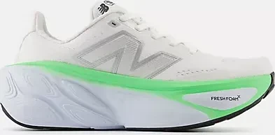 New Balance Fresh Foam X More v5 white/ice blue/electric jade (Damen)
