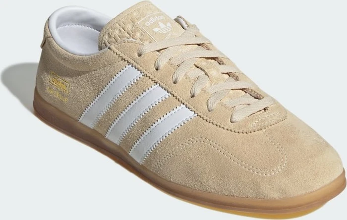 adidas Gazelle Lo Pro sand strata/cloud white/gum