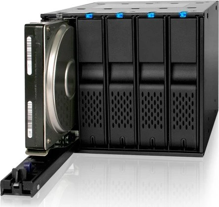 Icy Dock FlexCage MB975SP-B R1