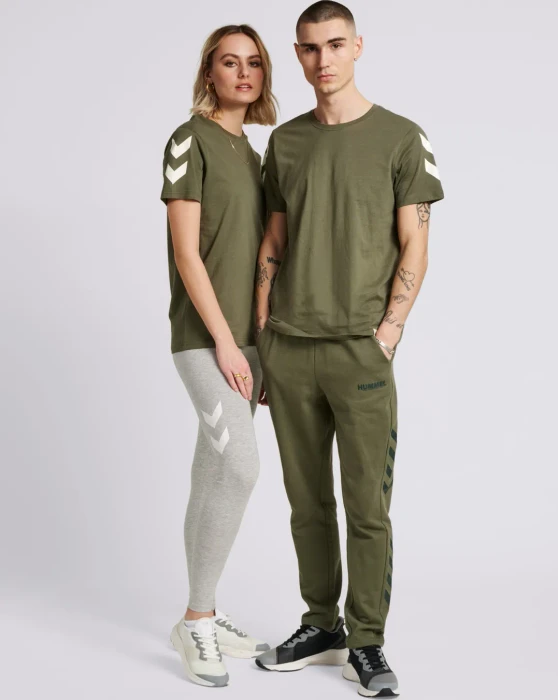 hummel Legacy Chevron T-Shirt kurzarm beetle