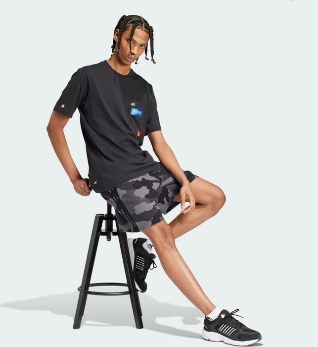 adidas Remoji Pocket Graphic T-Shirt kurzarm schwarz (Herren)