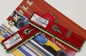 G.Skill NS Series UDIMM 2GB Kit, DDR2-667, CL5-5-5-15