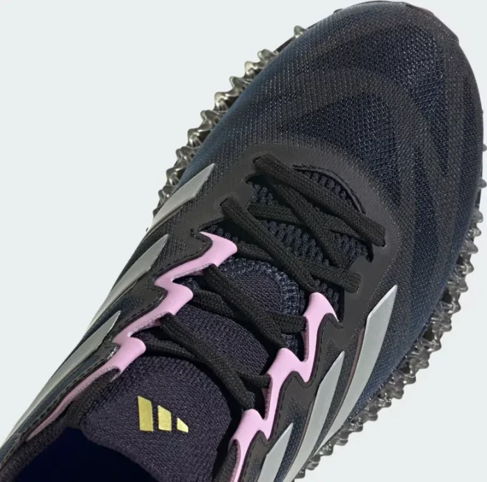 adidas 4D FWD 3 core black/silver metallic/cloud white (Damen)