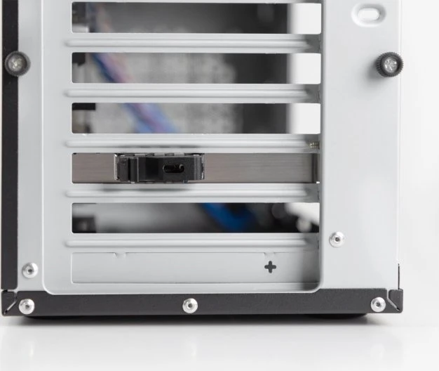 DeLOCK Wechselrahmen PCI Express Karte für 1 x M.2 NMVe SSD - Low Profile Formfaktor