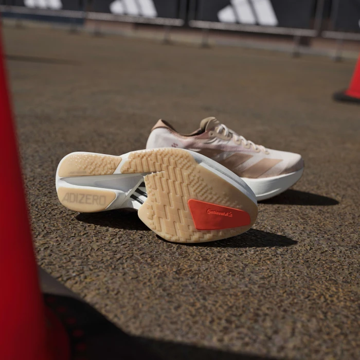 adidas Adizero Adios Pro 4 chalk white/warm sandstone/semi impact orange (Damen)