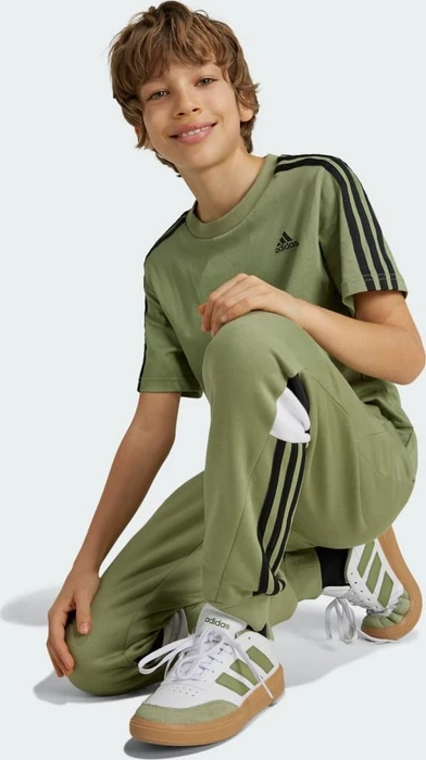 adidas Essentials 3-Streifen Cotton T-Shirt kurzarm tent green/black (Junior)
