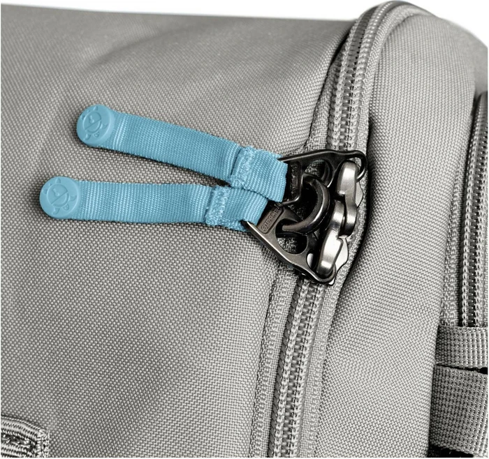 Pacsafe Notebook Rucksack GO 34l Stone