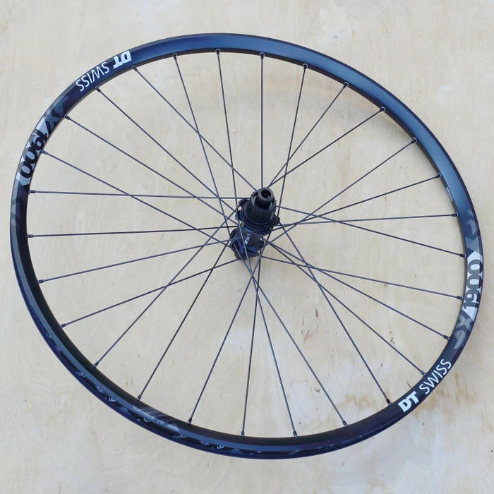 DT Swiss X 1900 Spline 28H 18mm/20mm 27.5" 12x148 TA Shimano HG Centerlock Disc Hinterlaufrad