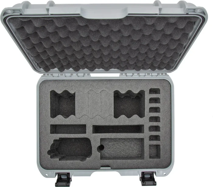 Nanuk 925 DSLR Kamerakoffer silber