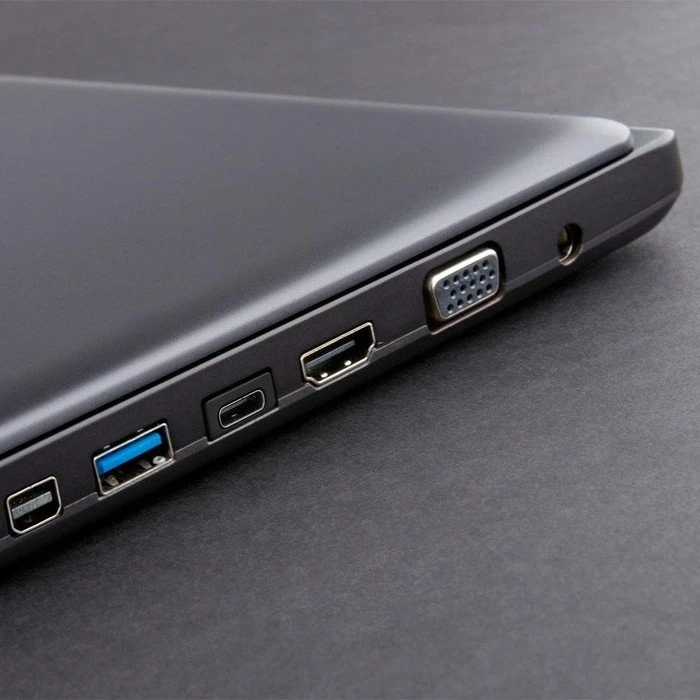 GIGABYTE P35X v6, Core i7-6700HQ, 16GB RAM, 256GB SSD, 1TB HDD, GeForce GTX 1070, DE