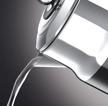 Russell Hobbs Retro Wasserkocher classic noir