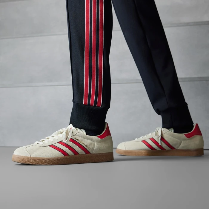 adidas Gazelle FC Arsenal Terrace Icons cream white/mufc red/core black