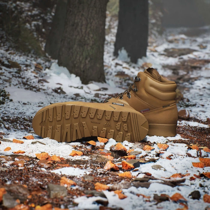 adidas Terrex Snowpitch Cold.RDY bronze strata/semi impact orange