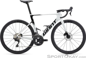 Giant Propel Advanced 2 weiß Modell 2027