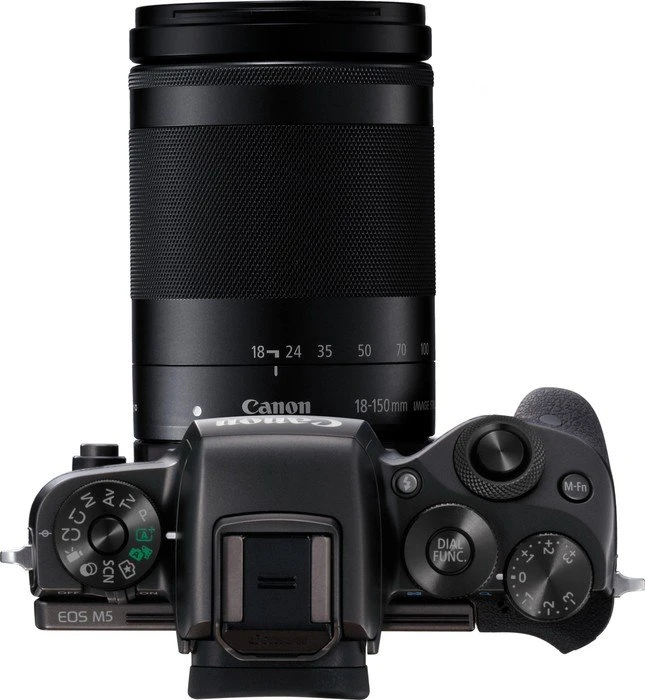 Canon EOS M5 mit Objektiv EF-M 18-150mm 3.5-6.3 IS STM