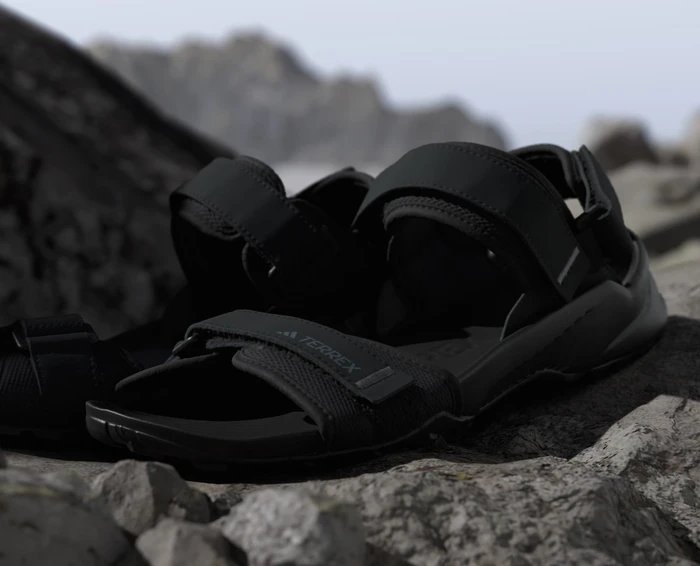 adidas Terrex Hydroterra core black/grey four