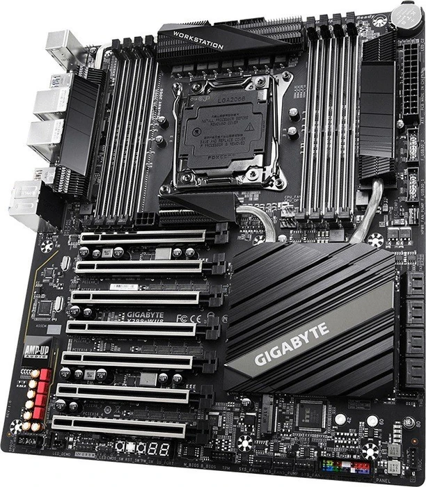 GIGABYTE X299-WU8 (Intel 2066)