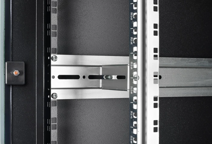 Digitus Professional Unique Light Serie 19" Netzwerkschrank 42HE, Glastür, IP20, RAL 9005, 1000mm tief