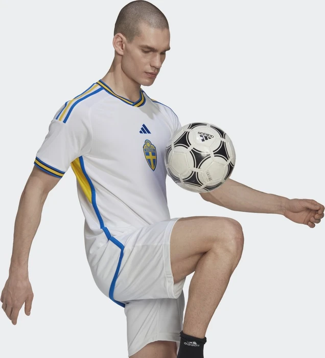 adidas Schweden 22 Auswärtstrikot white/glow blue (Herren)