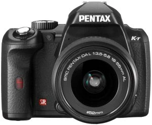 Pentax K-r schwarz mit Objektiv smc DA L 18-55mm 3.5-5.6 AL