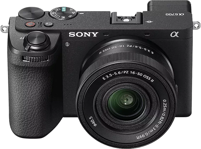 Sony Alpha 6700 mit Objektiv E PZ 16-50mm 3.5-5.6 OSS