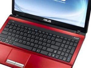 ASUS K53SC-SX470V, rot, Pentium B940, 6GB RAM, 640GB HDD, GeForce GT 520MX, DE