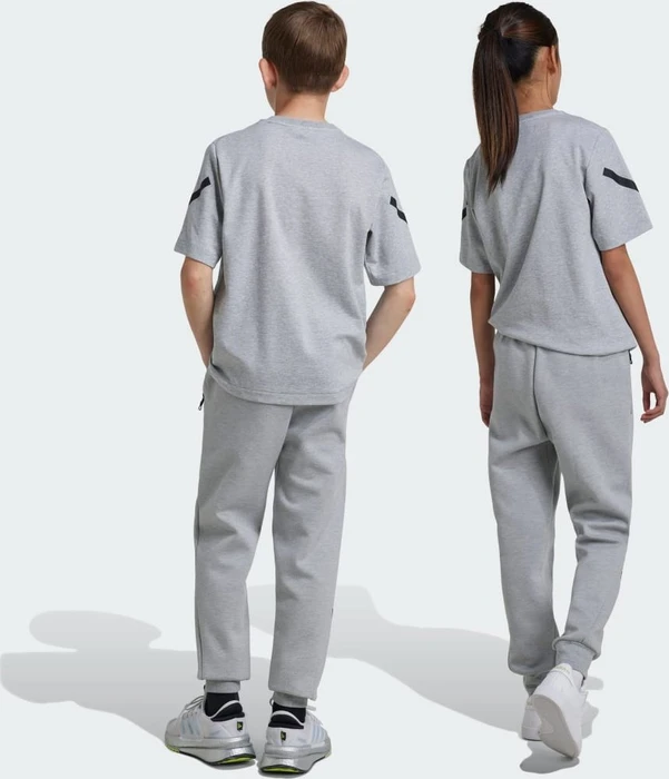 adidas Tapered-Leg Z.N.E. Trainingshose lang medium grey heather/black (Junior)