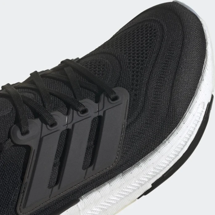 adidas Ultraboost Light cloud black/core black/crystal white