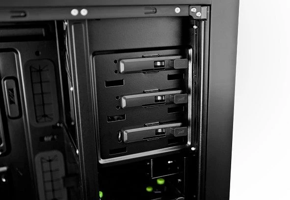 Antec Nineteen Hundred grün