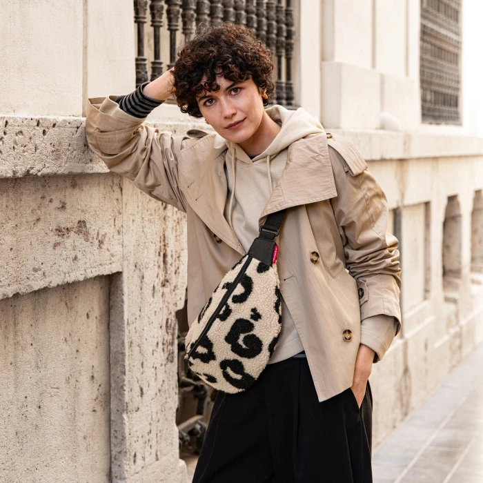 Reisenthel city Bauchtasche teddy leo cream