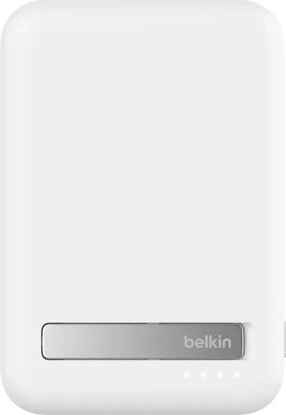 Belkin BoostCharge Pro Magnetische Powerbank mit Qi2 (15W) 8000mAh weiß