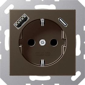 Jung SCHUKO Steckdose mit USB-Ladegerät
