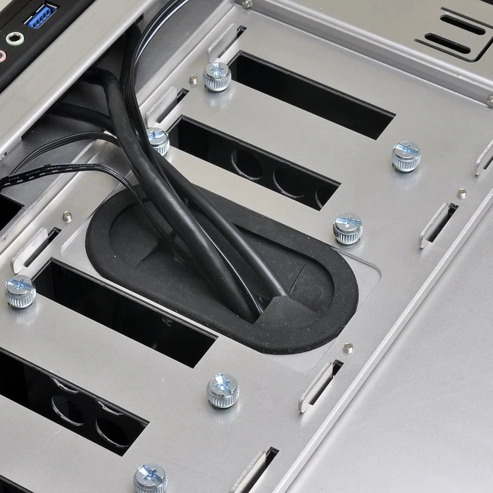 Lian Li PC-A41B schwarz