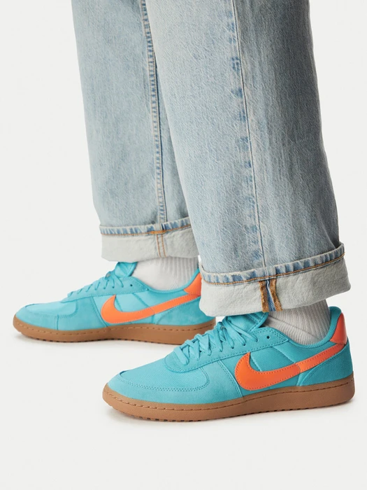 Nike Field General dusty cactus/gum medium brown/safety orange (Herren)