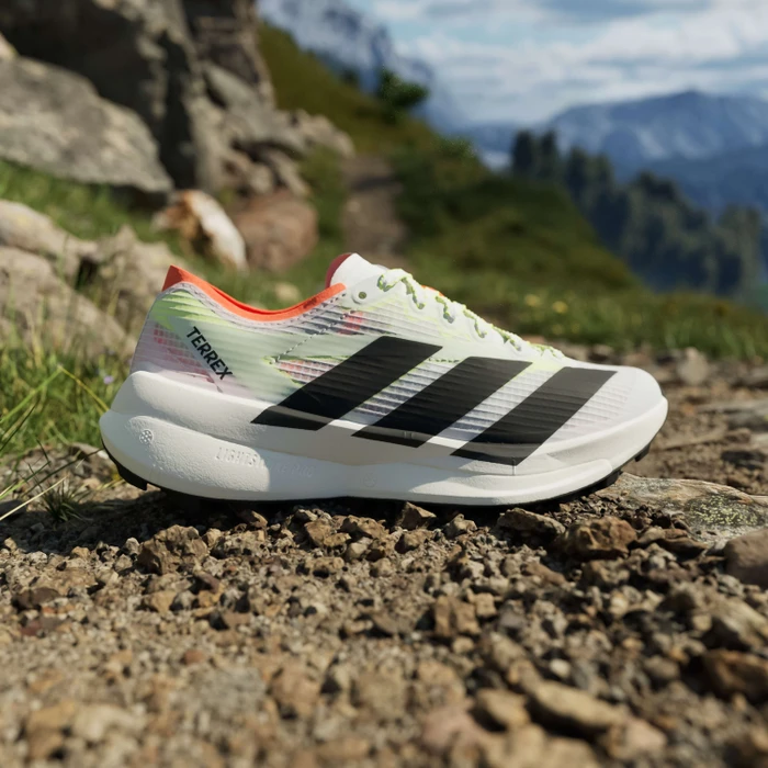 adidas Terrex Agravic Speed 2 cloud white/core black/semi impact orange (Damen)