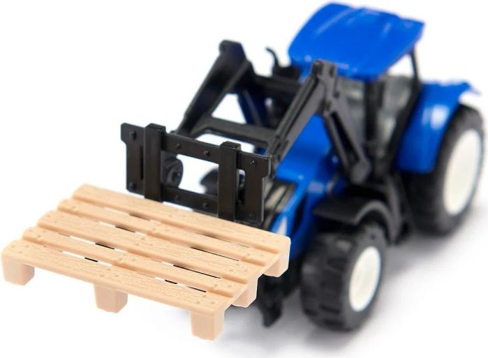SIKU Farmer New Holland mit Palettengabel und Palette