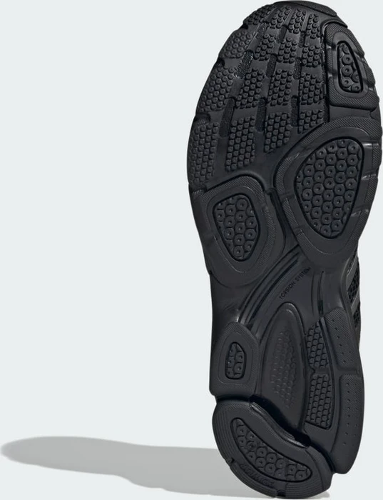 adidas Spiritain 2000 core black/grey six/carbon