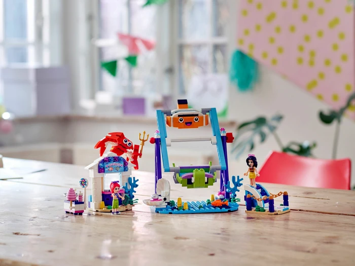 LEGO Friends - Schaukel mit Looping im Vergnügungspark