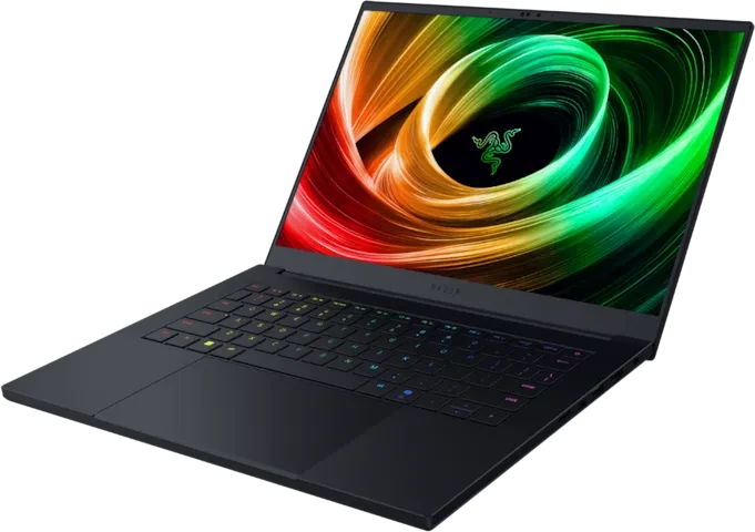 Razer Blade 14 (2025), Ryzen AI 9 365, 32GB RAM, 1TB SSD, GeForce RTX 5070, DE