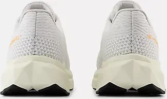 New Balance FuelCell Propel v5 white/black/hot mango (Damen)