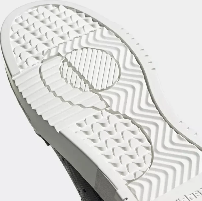 adidas Supercourt core black/crystal white/platinum metallic (Damen)