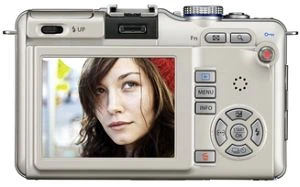 Olympus PEN E-PL1 gold Body